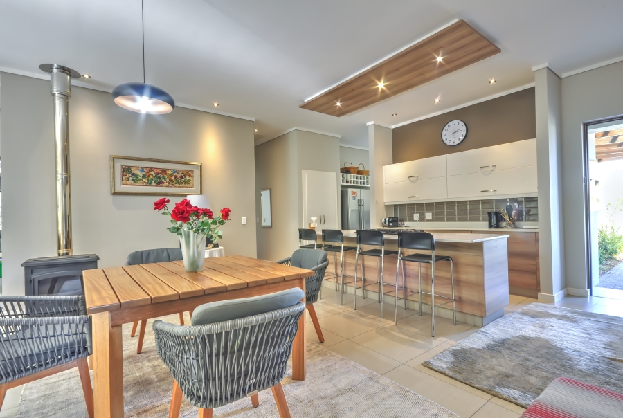 4 Bedroom Property for Sale in Earls Court Lifestyle Estate Western Cape